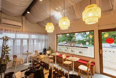 Ma Lune Cafe & Roaster