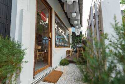 Ma Lune Cafe & Roaster