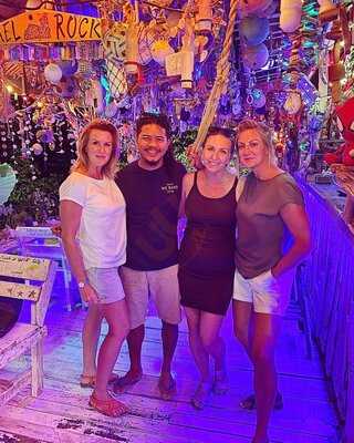 Camelrock Bar - Phi Phi Island