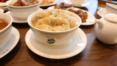 Mak's Noodle Thailand