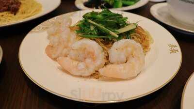 Mak's Noodle Thailand