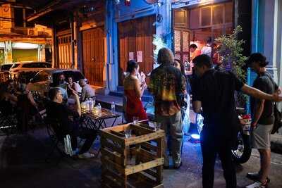 Biscuit Bar & Restaurant