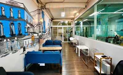 Theo Cafe And Restaurant Bangkok