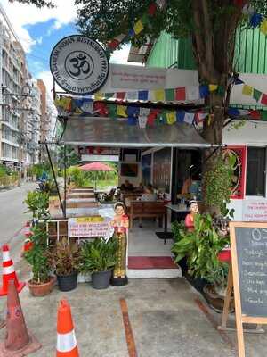 Om Ganesh Indian Restaurant On Nut