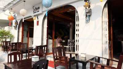 Steve Cuisine And Bar