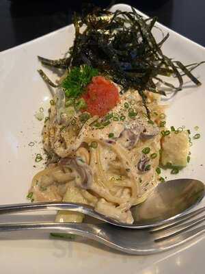 Pink Typhoon Atelier & Café