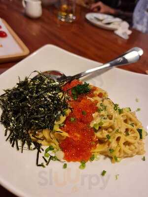 Pink Typhoon Atelier & Café