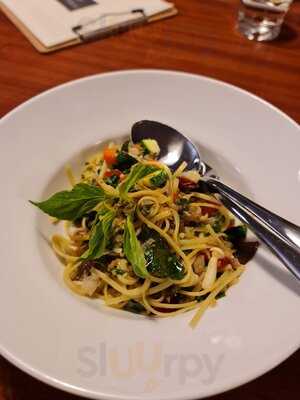 Pink Typhoon Atelier & Café