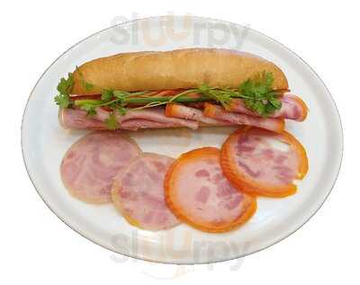 Hero Bánh Mì & Phở - Ari