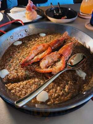 Luz Bangkok Tapas Bar