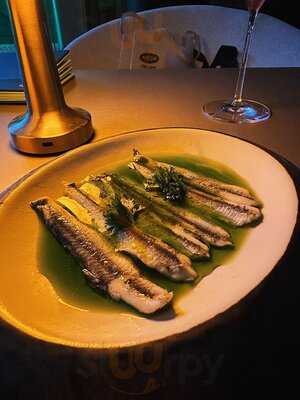 Luz Bangkok Tapas Bar