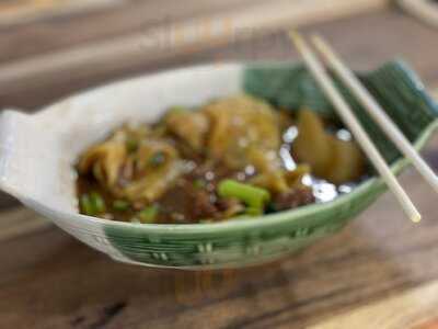 Mae Chan Boat Noodles