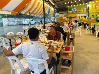 Three Phi Nong Jim Chum 2 - Sri Udom