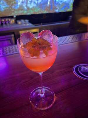 Gaze Cocktail Bar