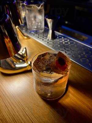 Gaze Cocktail Bar