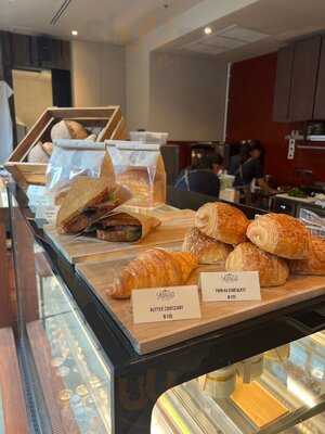 Skugga Estate - One Nimman Branch