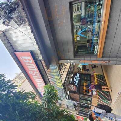 Ruamsap Asokmontri Market