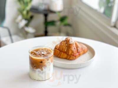 Amica | Coffee & Friends