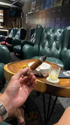 Cigar Emperor Bangkok
