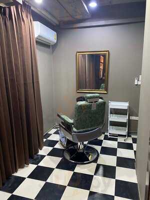 Cigar Emperor Bangkok