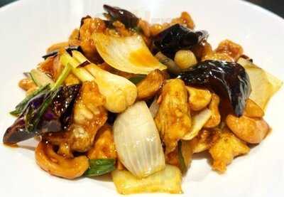 Mootacup & Thai Restaurant