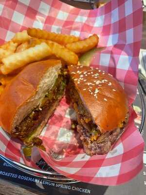 Big Bite Burger Bar & Grill