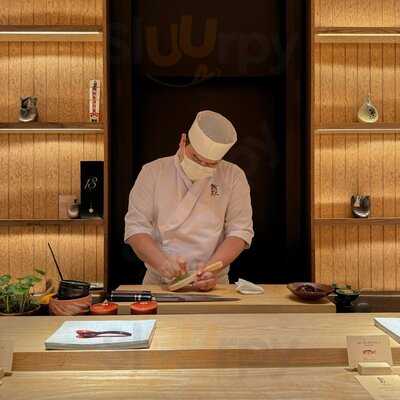 Aki Traditional Omakase