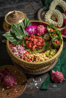 Ruan Pilai Restaurant & Bar