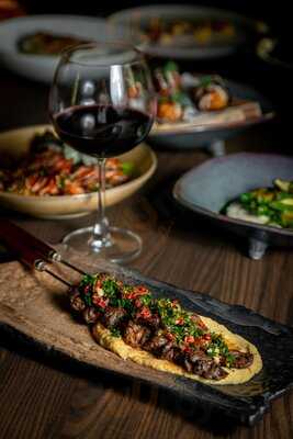 Aquaria Restaurant And Bar