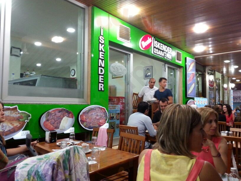 Deniz Pide Iskender Salonu