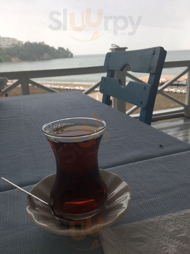 Begonvil Kahvaltı Ve Ötesi & Plaj