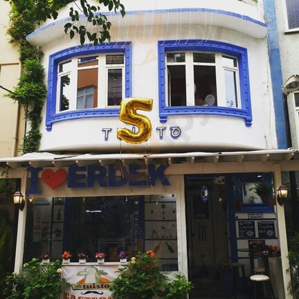 Tuisto Cafe