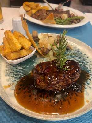 Ida Restaurant And Bar