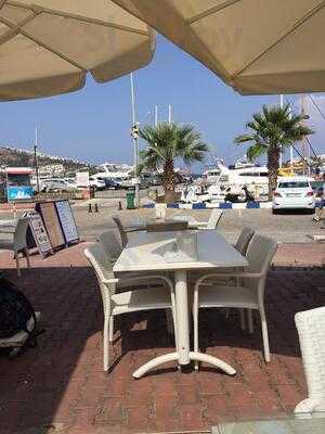 Giritli Cafe Restaurant