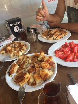 Tavas Nur Pide Salonu