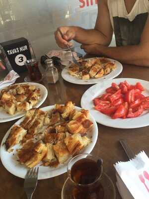 Tavas Nur Pide Salonu