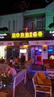 Rodrigo Cafe & Bar