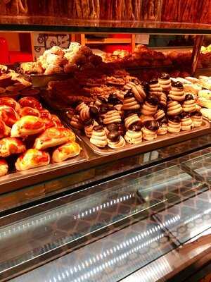 Yunuslar Karadeniz Firini