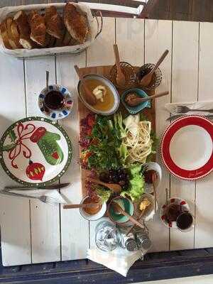 Yunuslar Karadeniz Firini