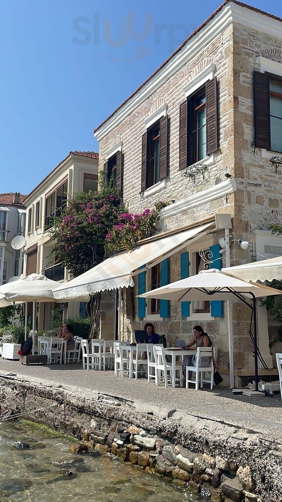 Kavala Cafe