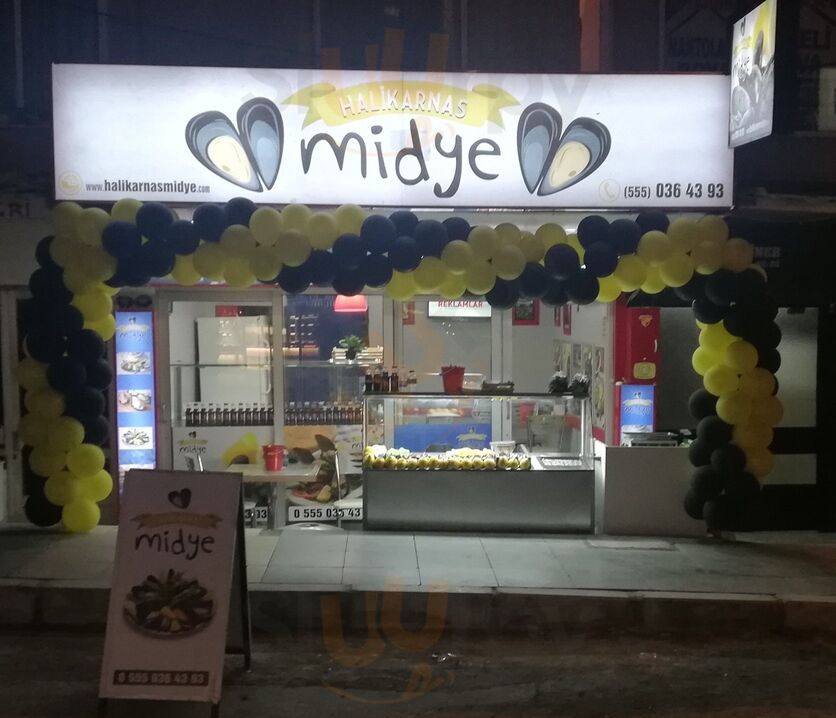 Halikarnas Midye