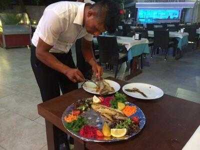 Agora Cafe & Restaurant