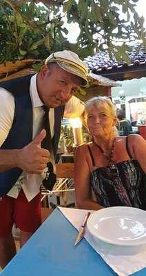 Kosem Restaurant & Elvis Bar