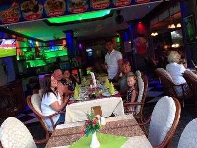 Cleo Restaurant Cafe Bar