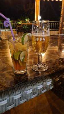 Mermaid Lounge Bar & Restaurant