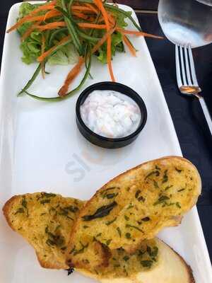 Mermaid Lounge Bar & Restaurant