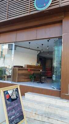 Circles And Flavours