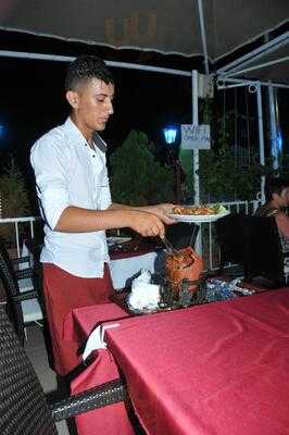 Omur Restaurant & Cafe Bar