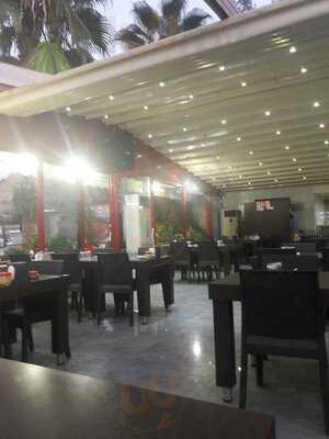 Öz Şimşek Köfte Piyaz