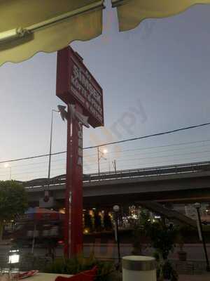 Öz Şimşek Köfte Piyaz